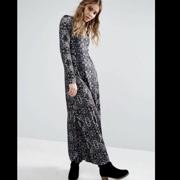 Free People Cabaret Plunge Maxi Dress Muted Printed Silky Fabric XS - Picture 5 of 6
